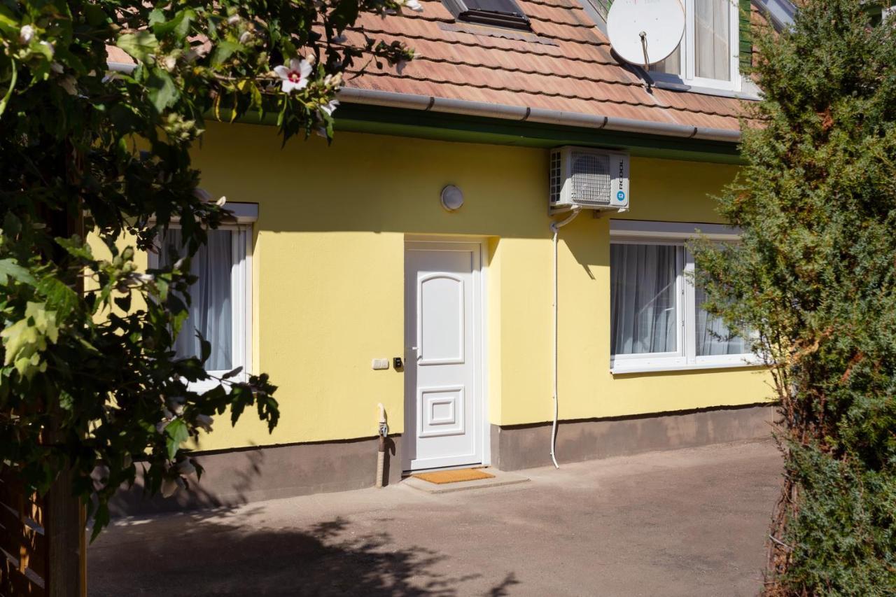 Nadi'S Apartman Erlau Exterior foto